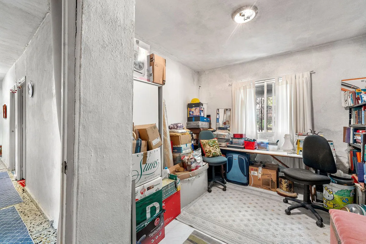 58a93f3a-7202-4f57-a5d5-1615c62b4d6f