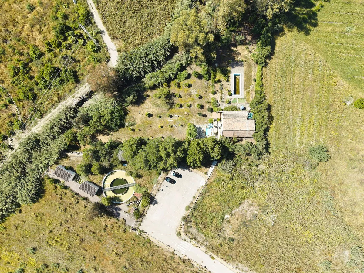 809d4f83-52d1-4db2-881c-2527dca0794c