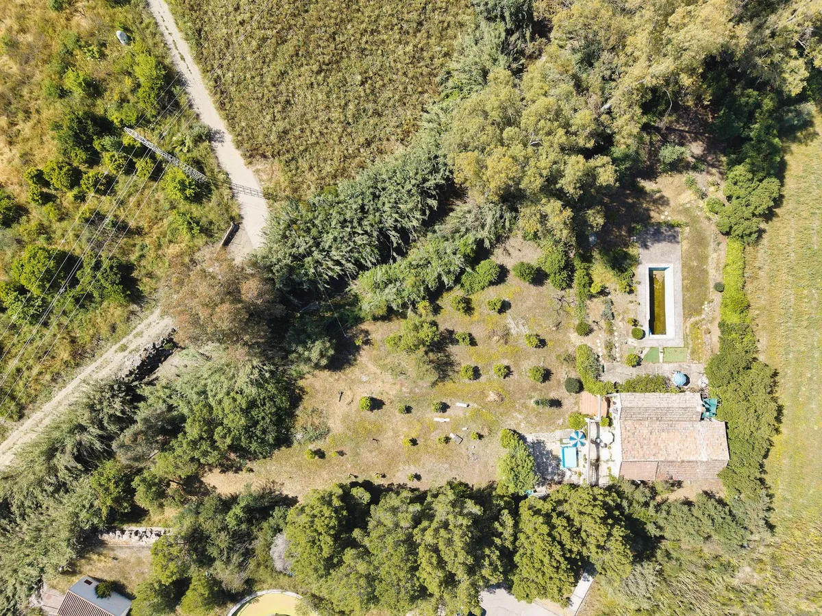 8b74ad6d-0c98-49a5-9118-070b7f0fae96