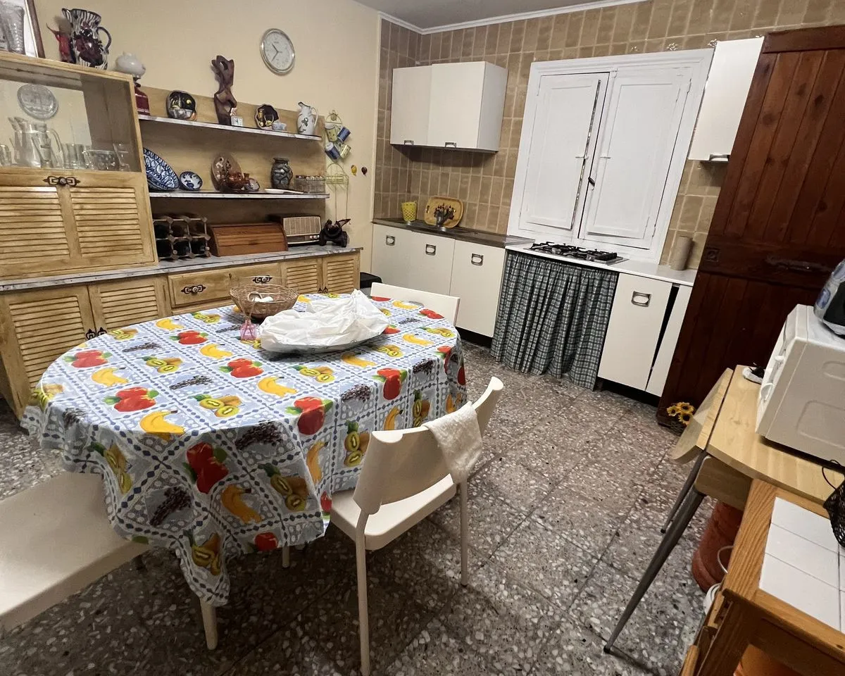 0a10252a-f3b7-4577-9d64-836cd768804e