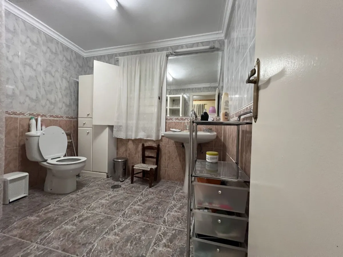 db953e1e-04c9-406b-b050-743bd3ac3056