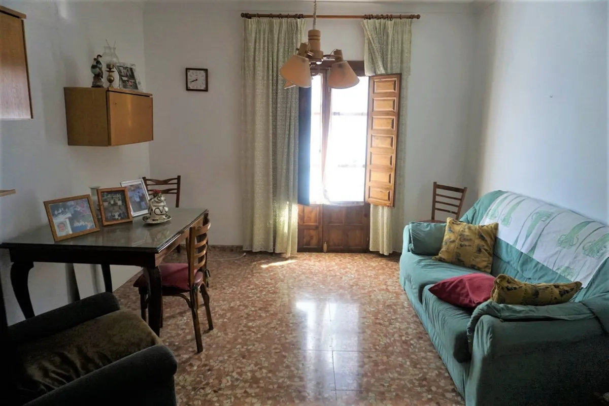 921d23b3-3435-4160-838e-9e5077136535