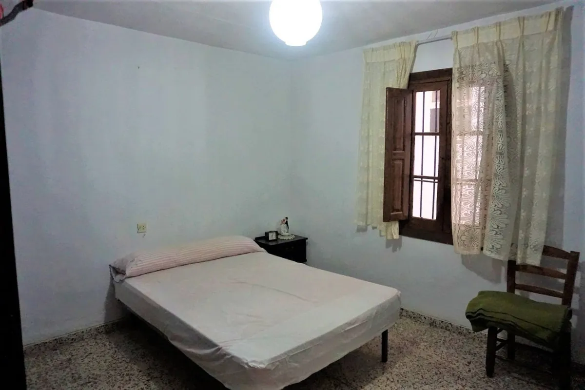 f1936e5e-e638-47d2-879f-ac4c81138710