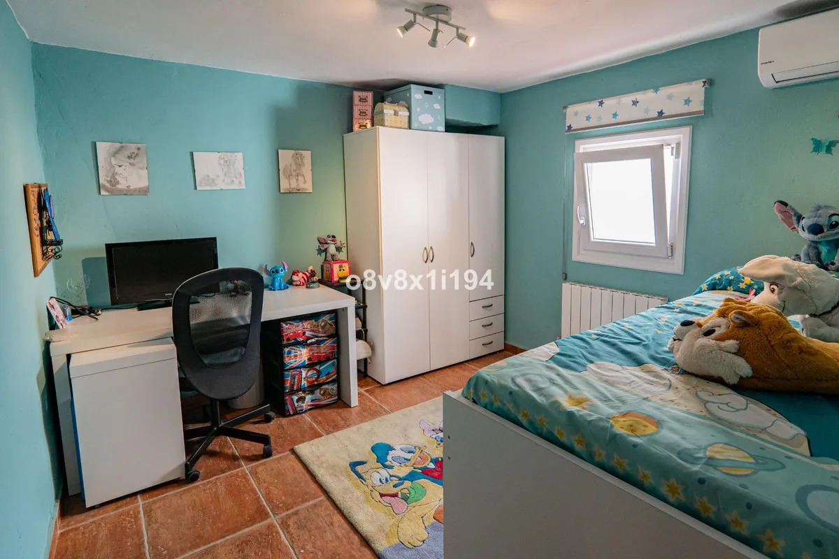 238fcf8a-38ad-4216-b092-fe654a90ab4d