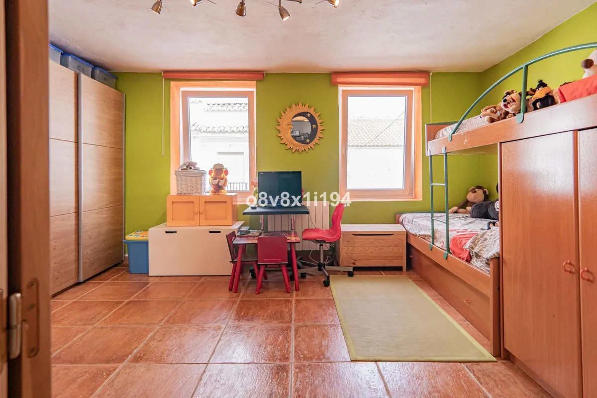 95f919e6-fc8a-4255-8d30-8d9bb88efa1f