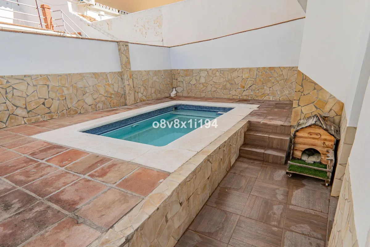 aae77380-87b5-4dfd-8c27-8fa26ba61fdb