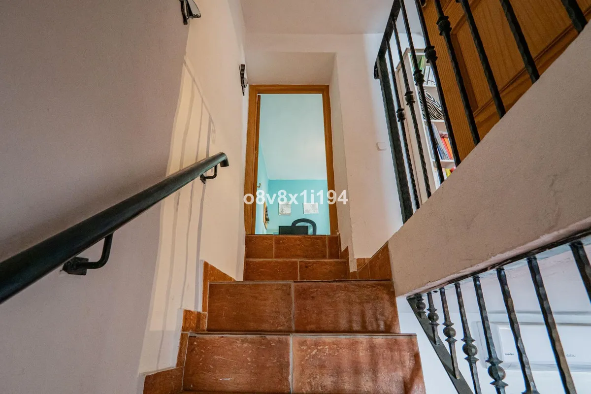 e0896ae7-eea1-46b3-ab14-f4817d9d89df