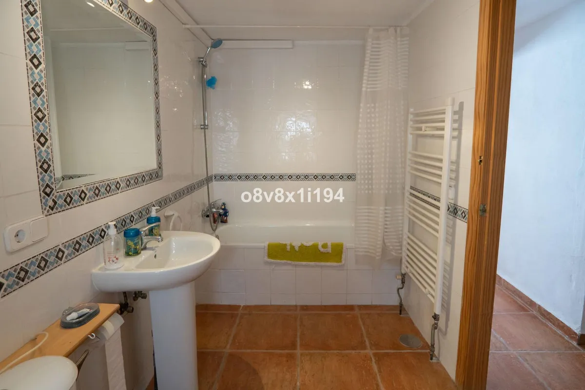 e55c8a57-deda-43bb-8eec-17184be40313