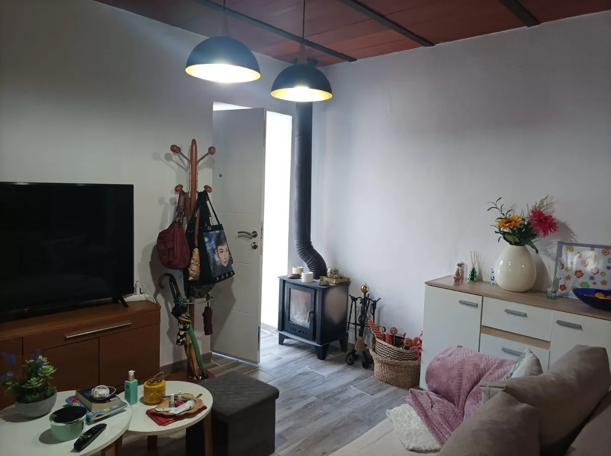 fba81afb-70c2-4727-b3f4-4fbf3e7eae10