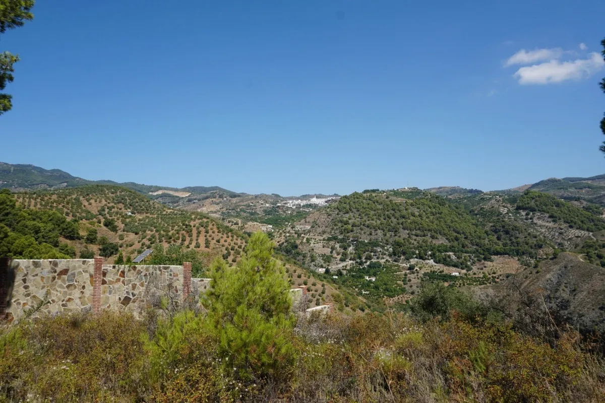 4b970998-ac8e-4ee4-ada0-f94fb413b8cb