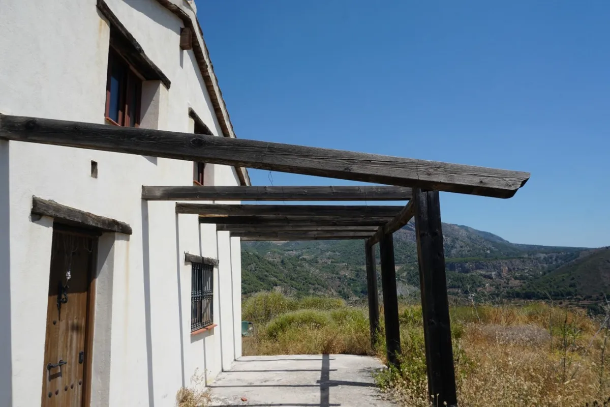 a4dbf8aa-658d-4123-b8bc-56fb78b21315