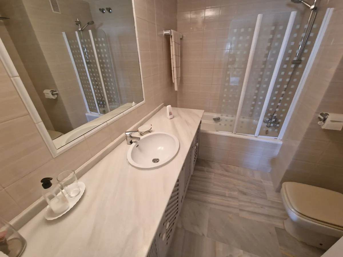 f849529b-3dc6-40ba-937a-a1f42622072f