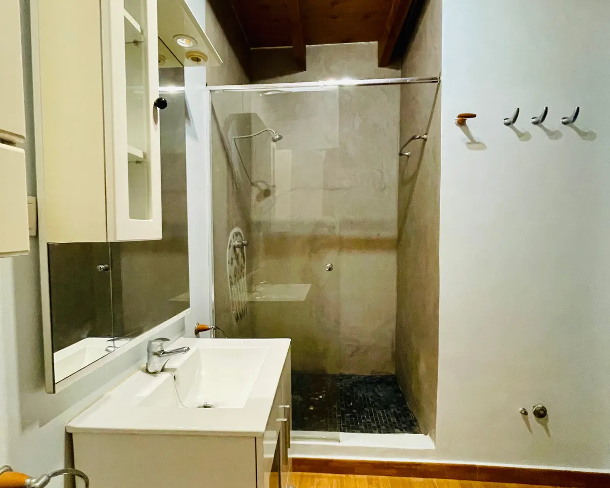 f7e59f8c-a0e1-4ba5-a5a5-fb30f032ccbb