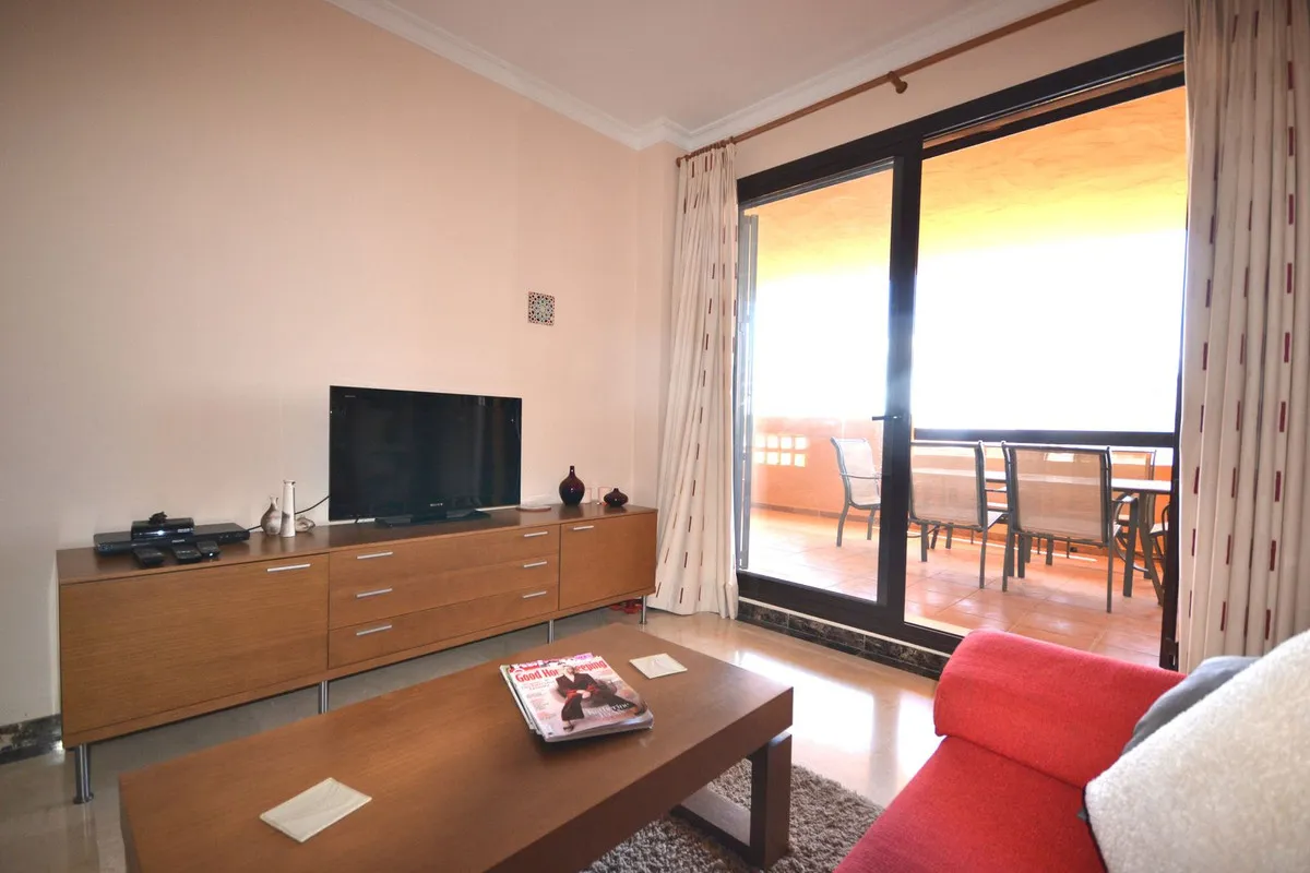 18252398-eb33-4f6a-aea4-c3f444529e29