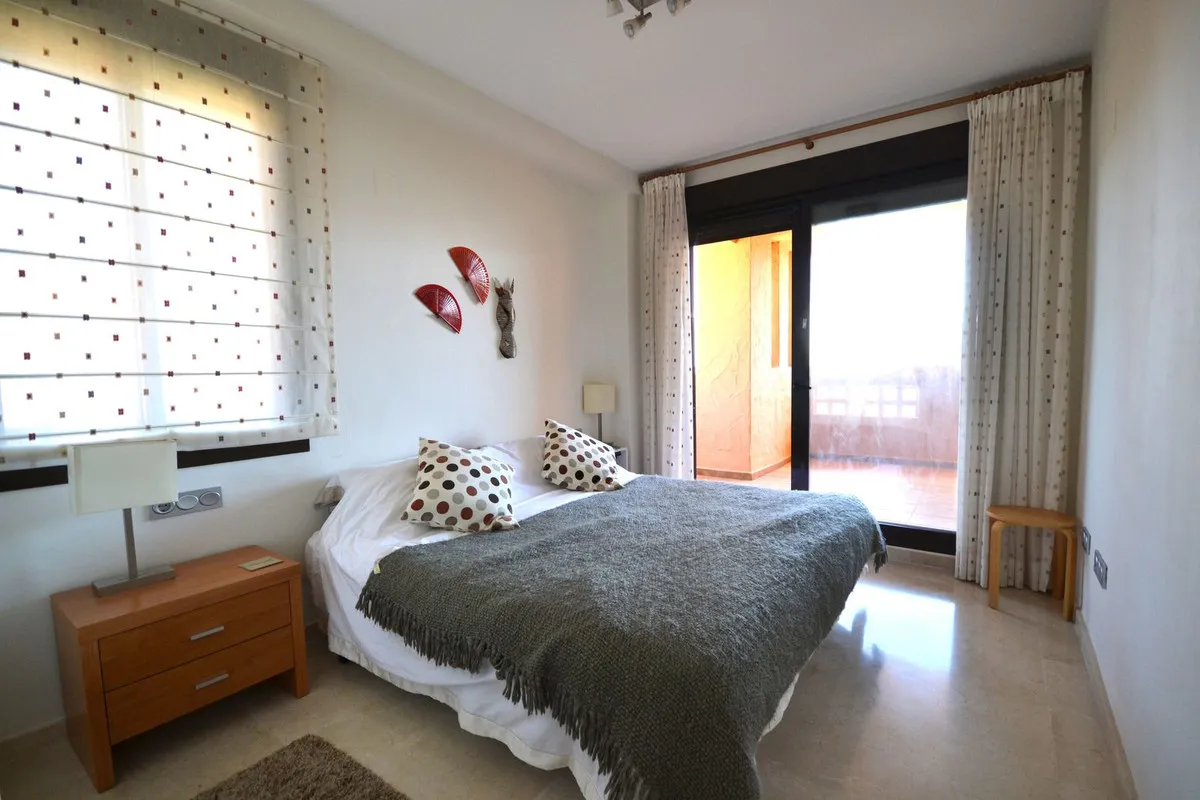 1e478e5e-a51d-4751-ba3d-eadbea6c21bc