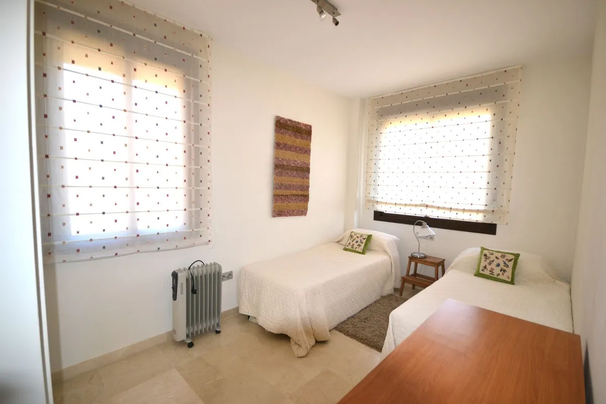 3f75dd04-70b0-4ead-967b-6e0ac79ce075