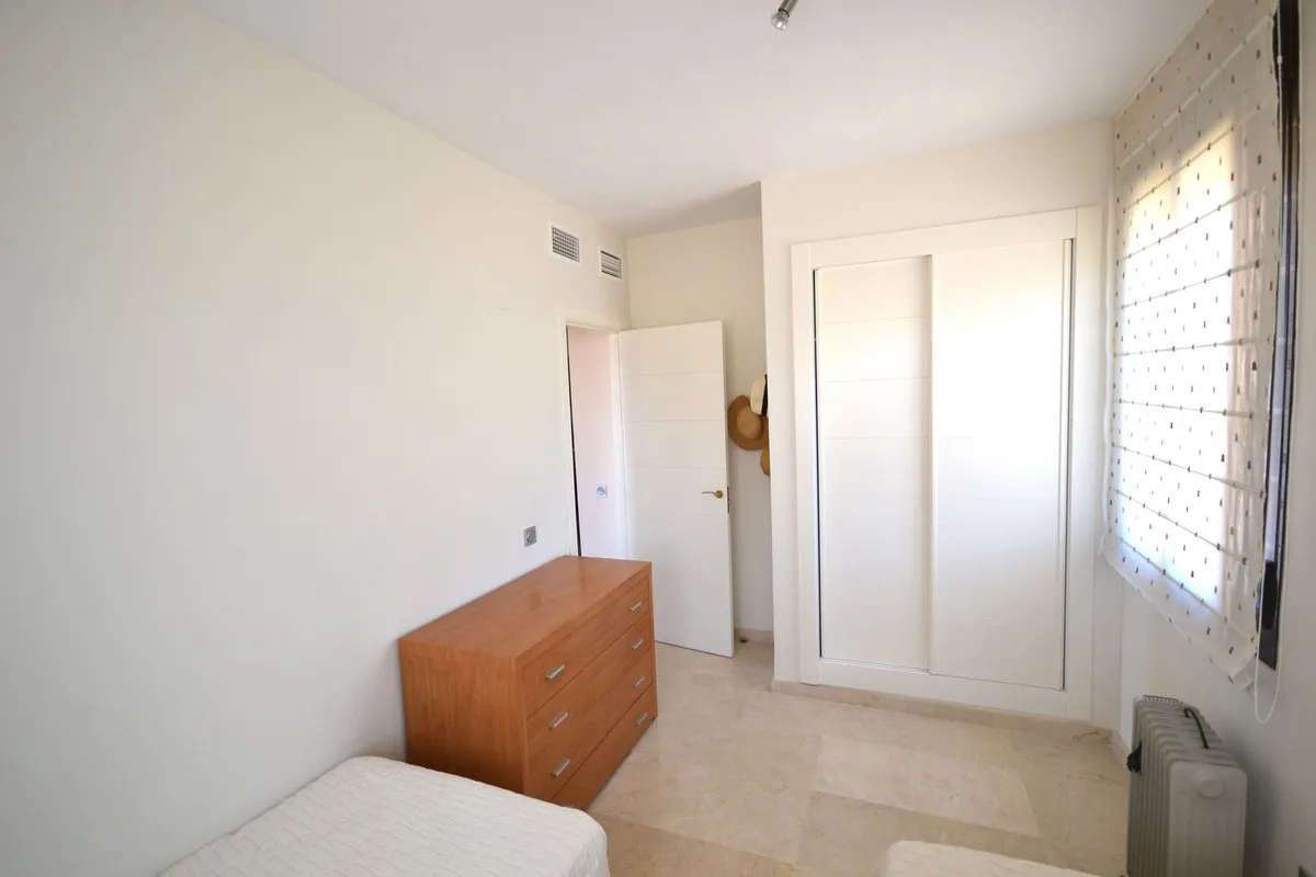 8fb90d8e-559a-4413-a416-a579065075b8