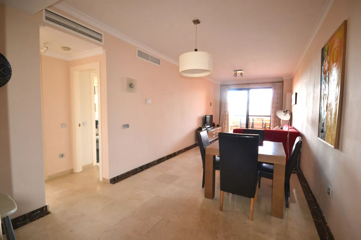 d95e949c-6fa4-40dc-86fb-fc072bfb371b