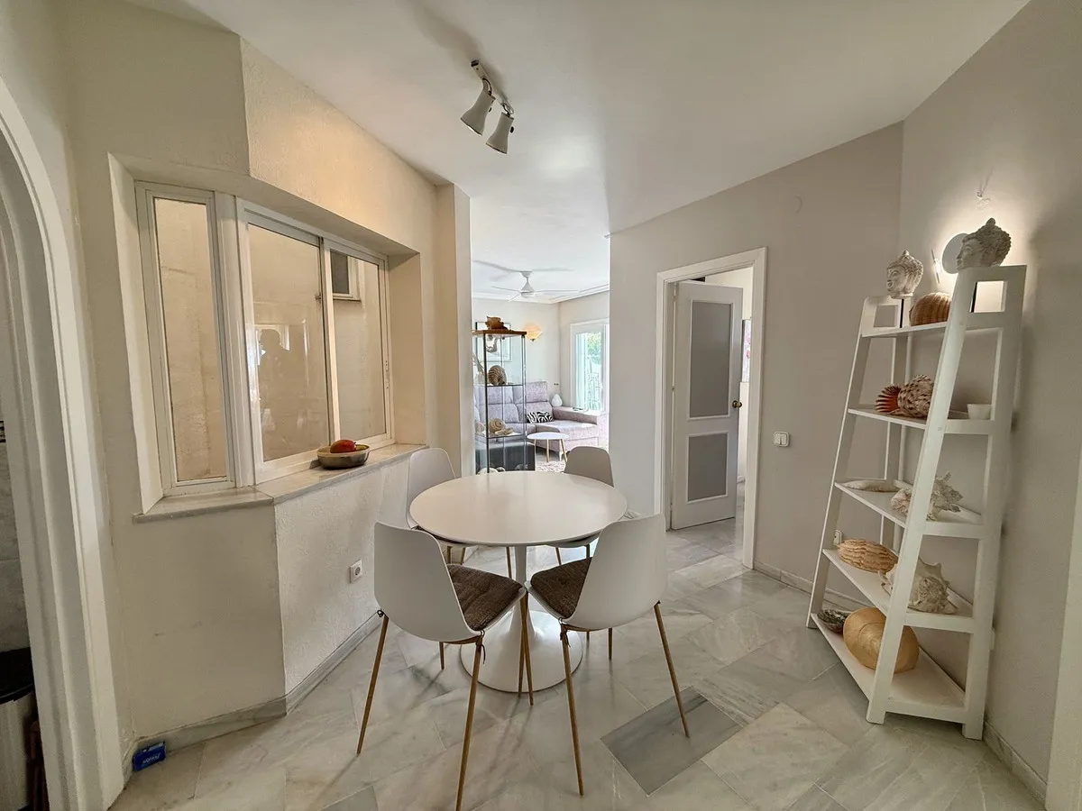 dcd9e1fb-336a-4809-8654-e944c955caff