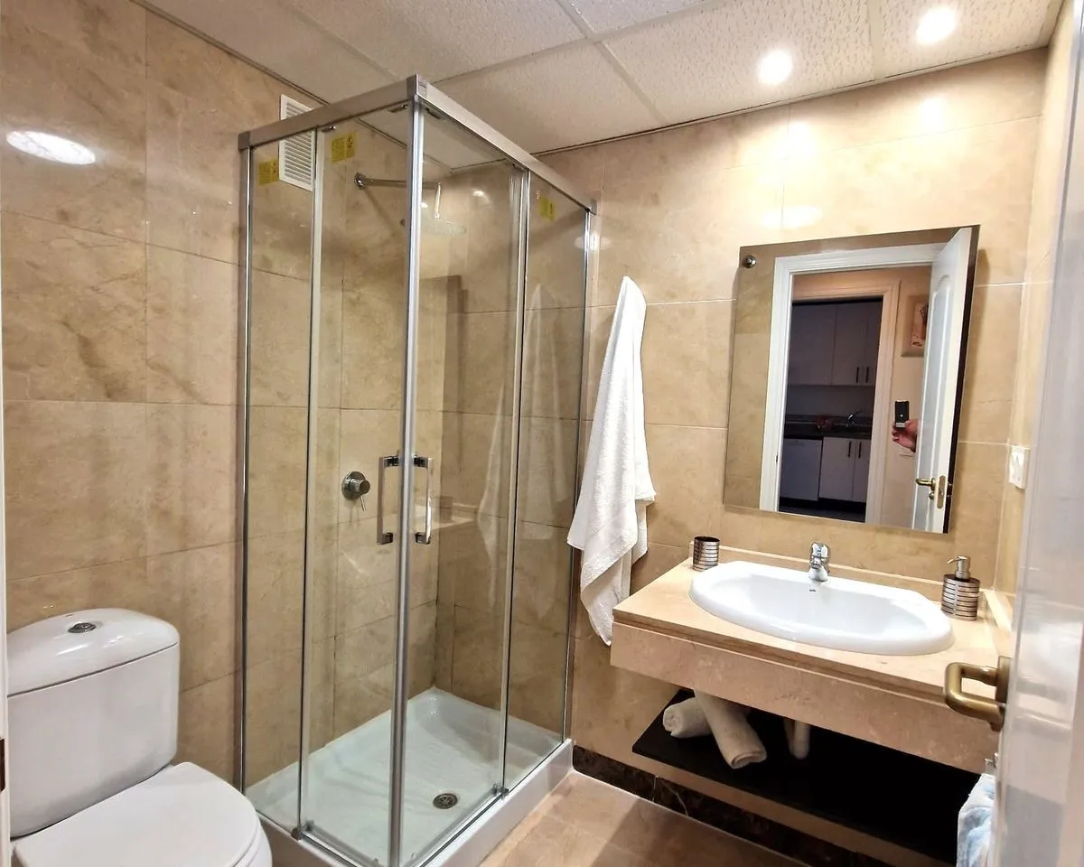 4b816bf5-8281-4439-a9ad-8a8b07807aa8