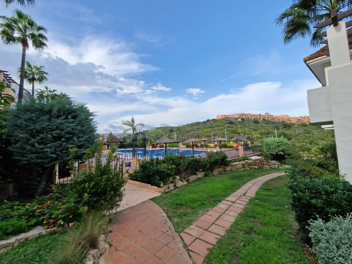 c5f1d7e2-e15c-4e27-bd3d-ae4ab3c454ab