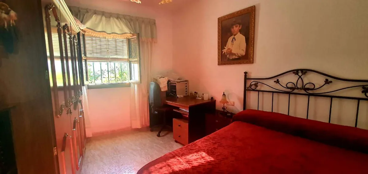 3285c5ee-b929-489f-a2ad-1b2ef69e3d2d