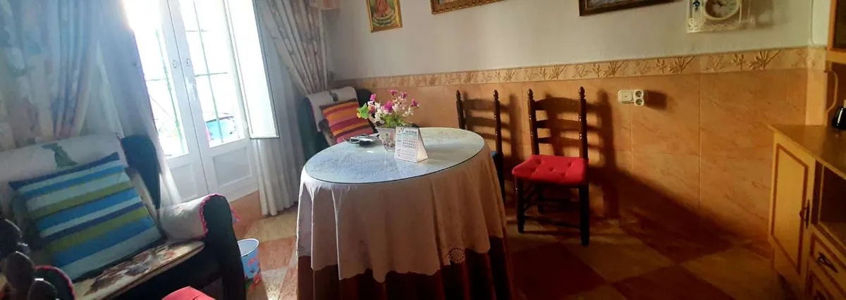 dbc3e5f8-a84d-44c8-a7ef-72164e5e8167