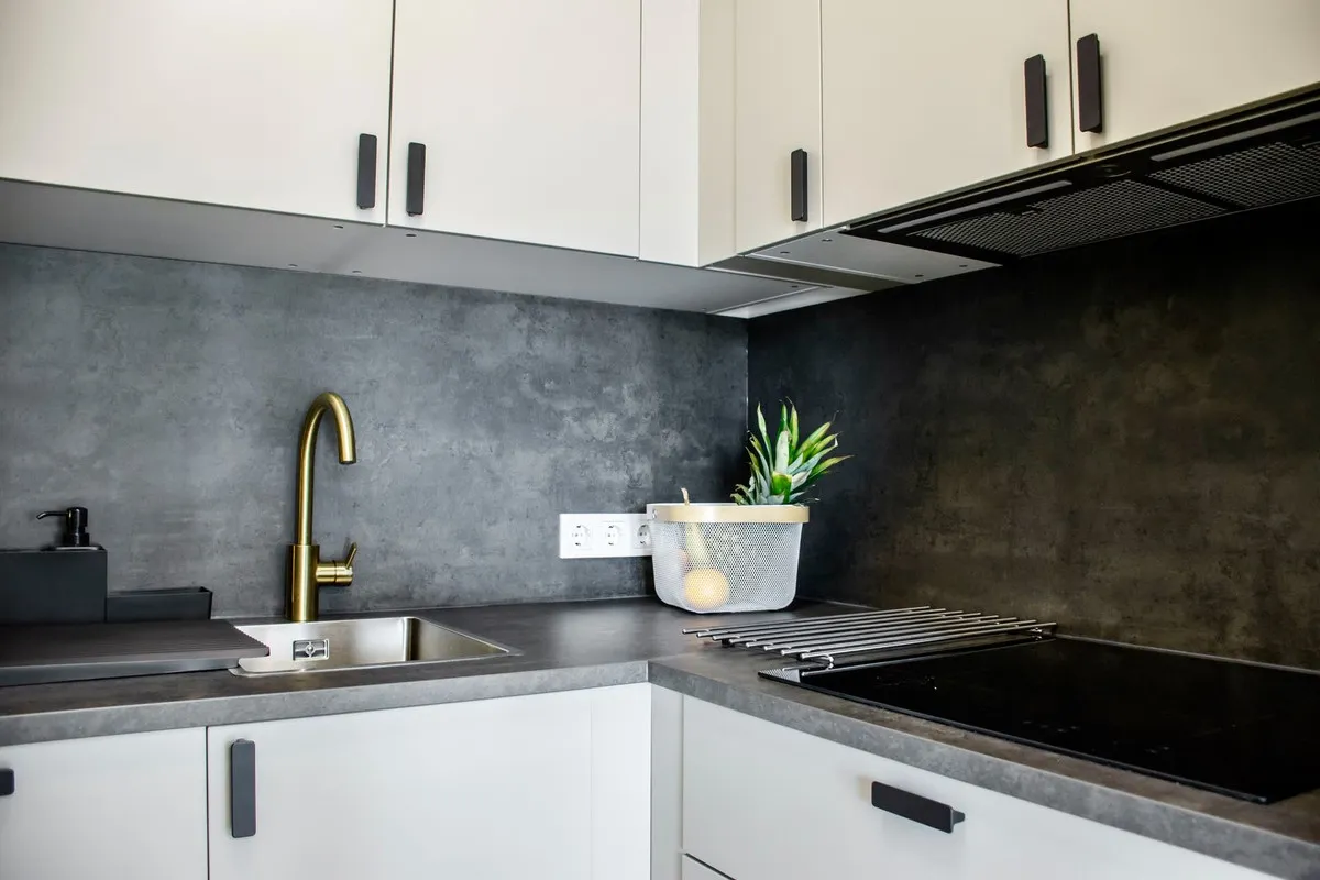 1cd4a128-b562-4773-b14c-bf0567e0b5ad