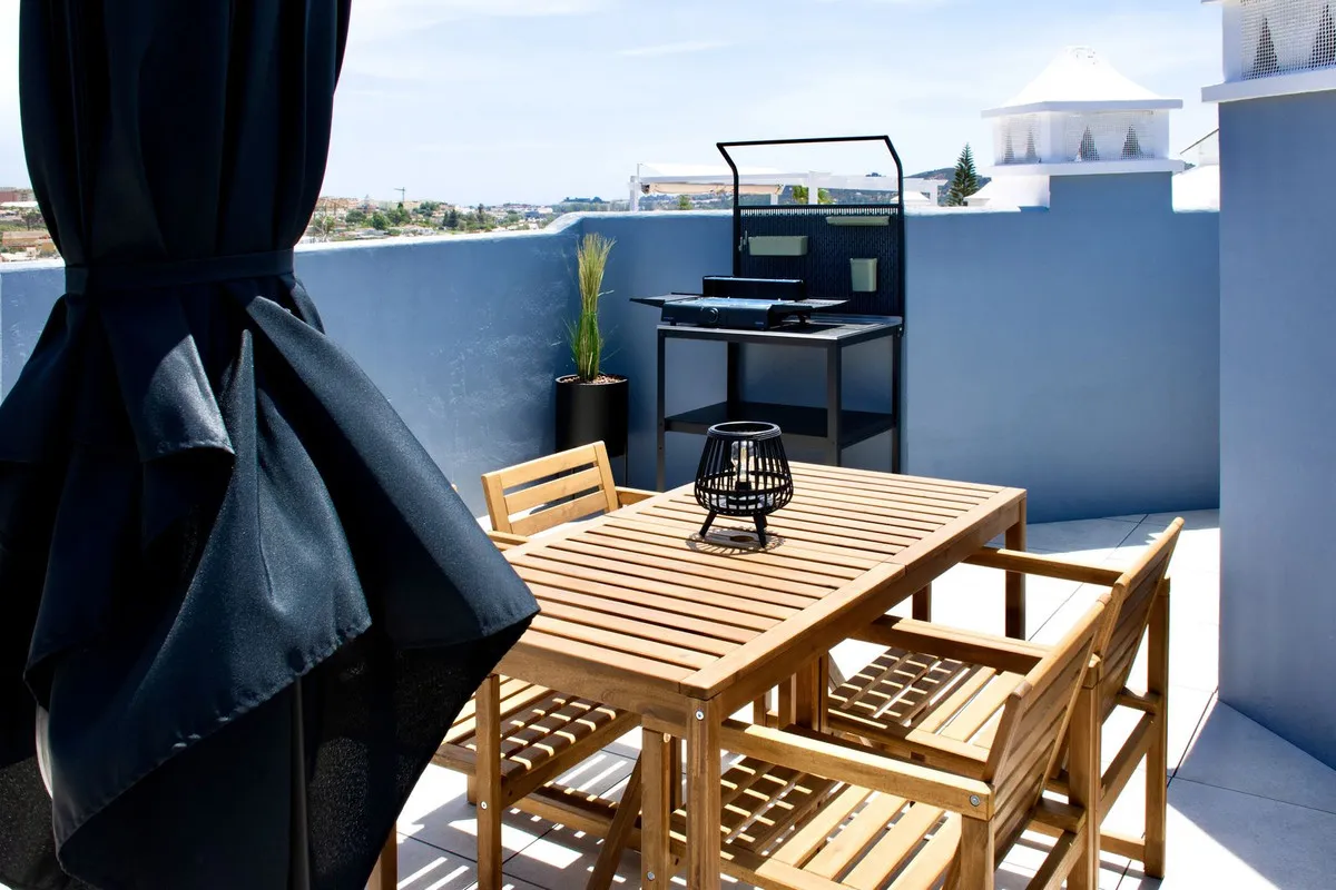 9c776372-320a-491f-93e0-f4367289aacc