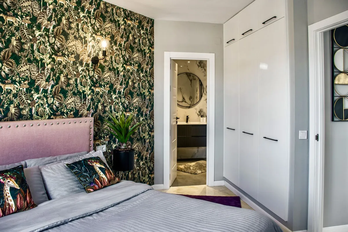 a77c7dc8-79f2-4af7-bf6f-c0cca863eca0