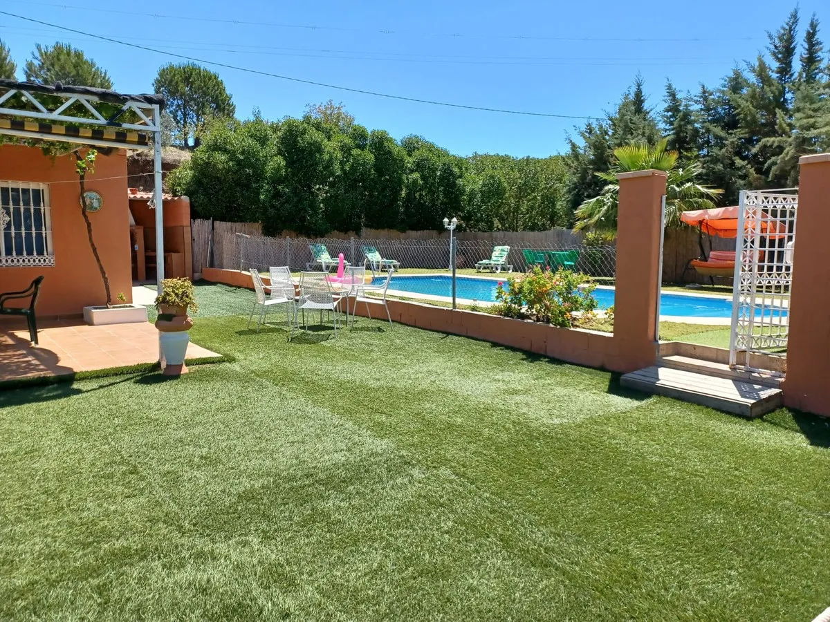 eebe90b6-b017-4982-b73e-afe055431ca4