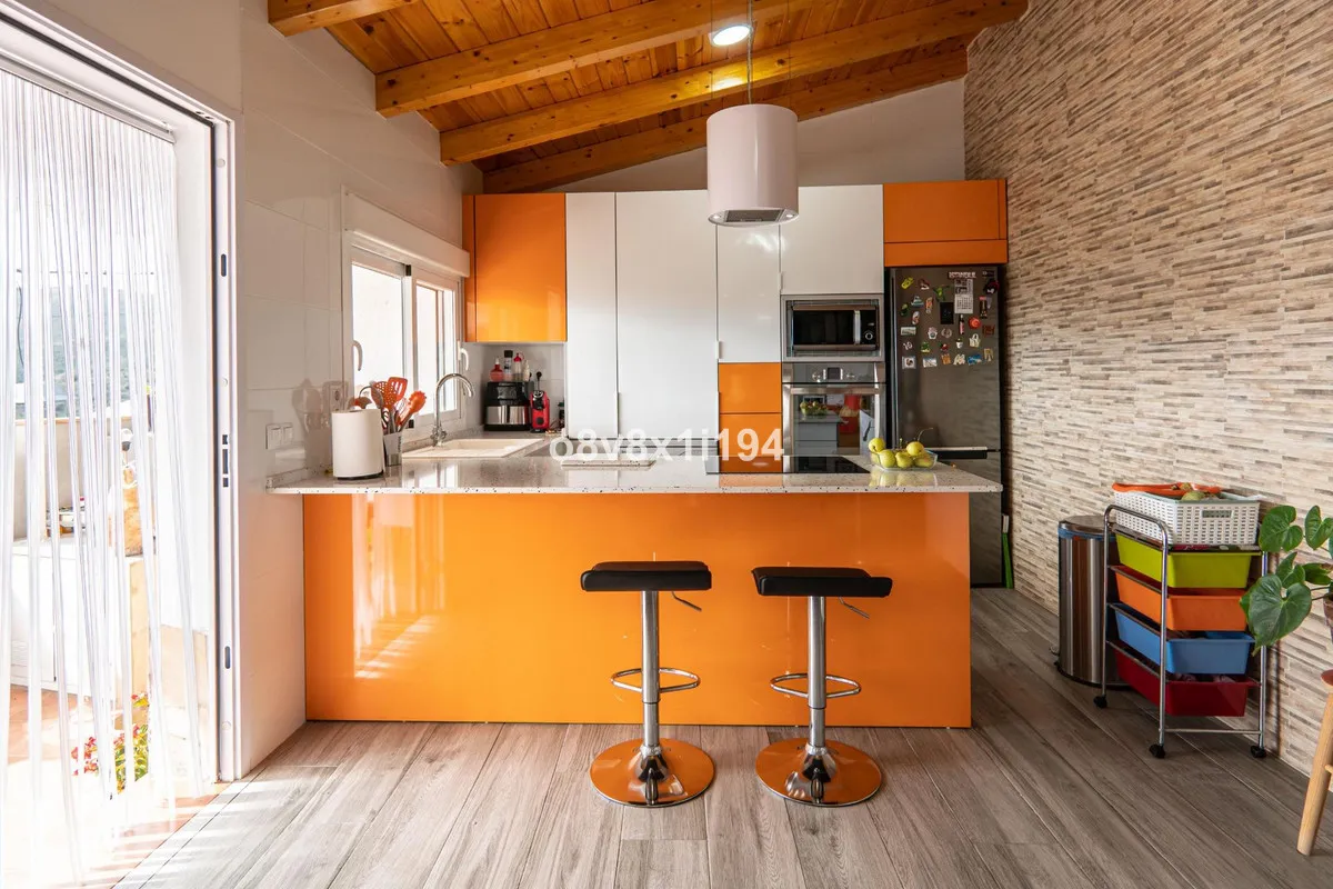 7fec152a-3893-4aa5-84c3-b2aeb17206e5