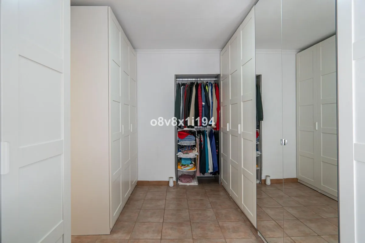 aa69ea72-0efb-48e5-b0c1-66e8d11d9012