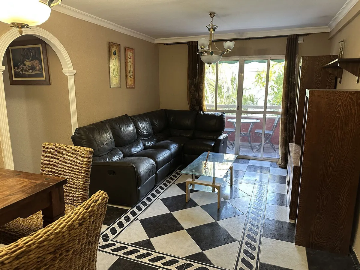 c218ed48-0cdd-4d5b-89fc-bb8009f4c19f