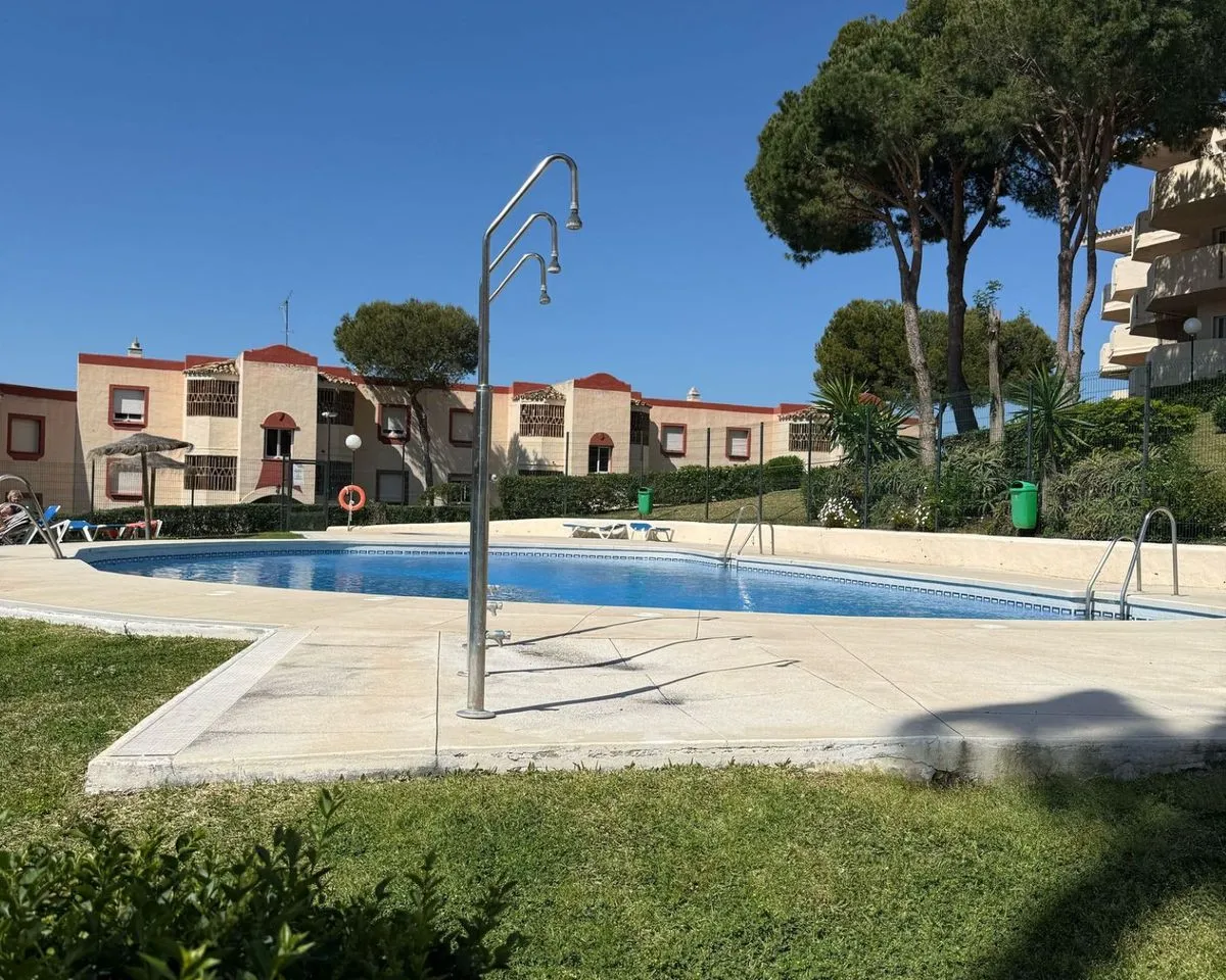 25b89b84-3718-4e04-8324-9fb88e35d298