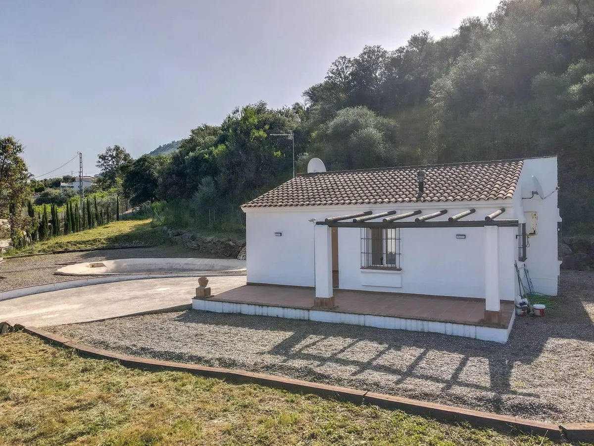 257adf37-53fd-486e-8d02-3c46c57a2abc