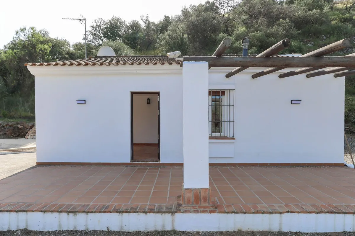 d52eae8b-a288-486d-ae42-83f3882cb815