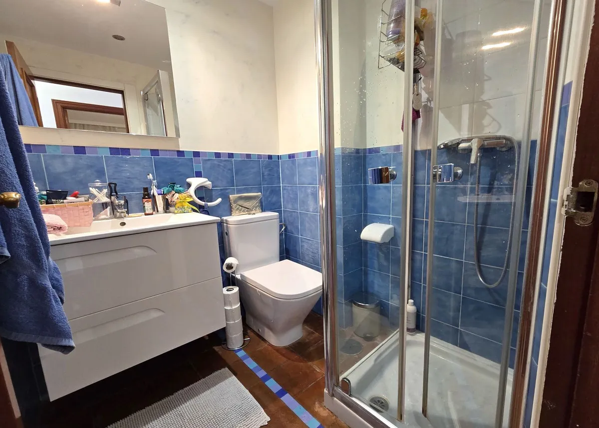 b53f63b3-e27c-4bdd-8571-4c44ff7a9c13