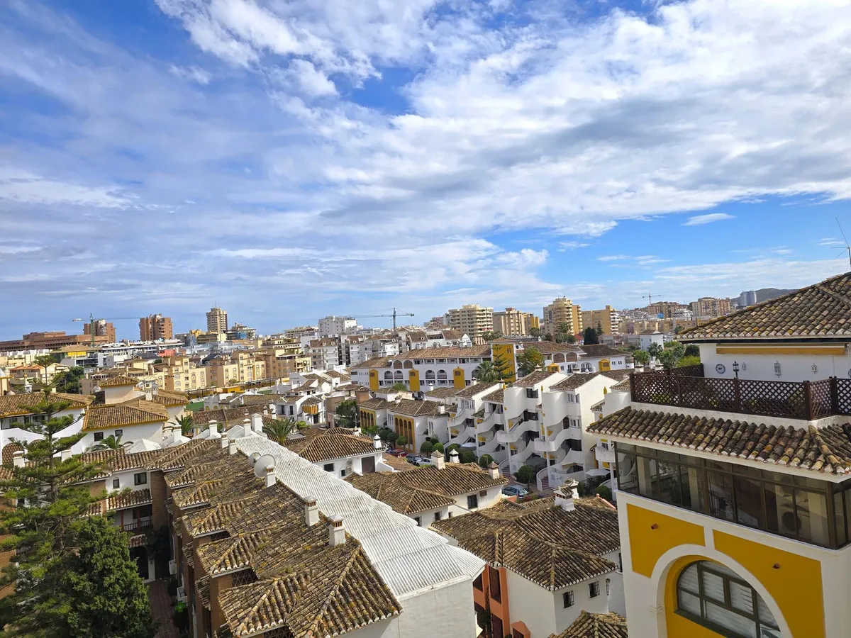 d09bc55f-1c5a-46aa-b51e-a7b67f24a3ea