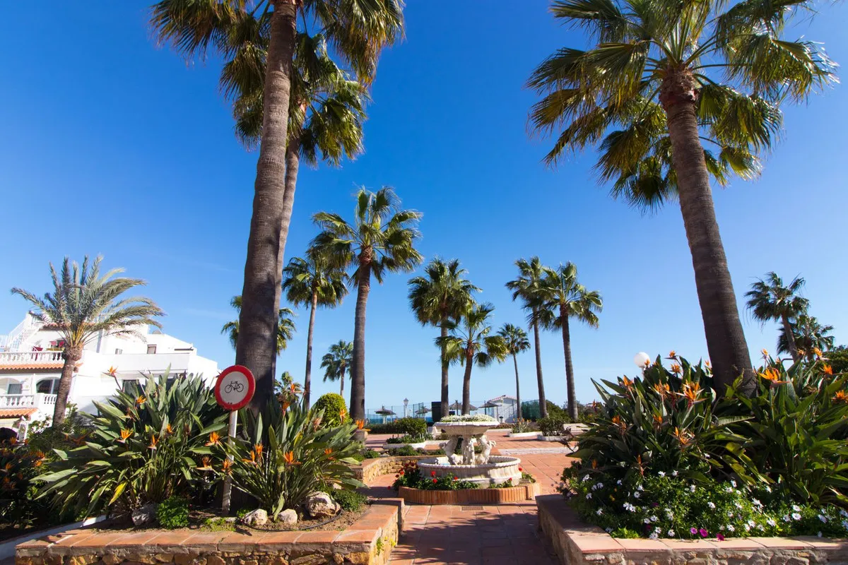 bbaf2852-25f5-46c6-88b5-160dddb3640b