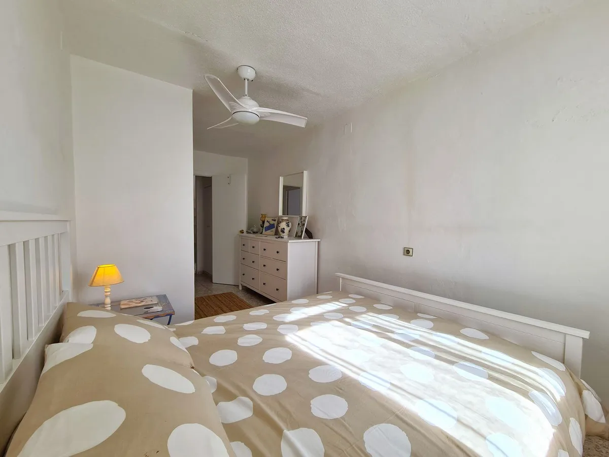 fb345663-74b4-4a55-a35c-7afd62f0ca01