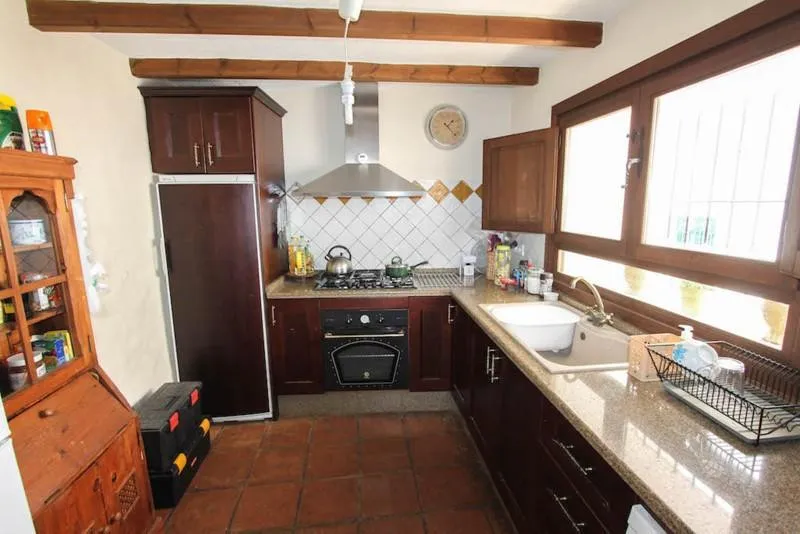 dc6253c8-f78d-409a-8c66-3040005491c0