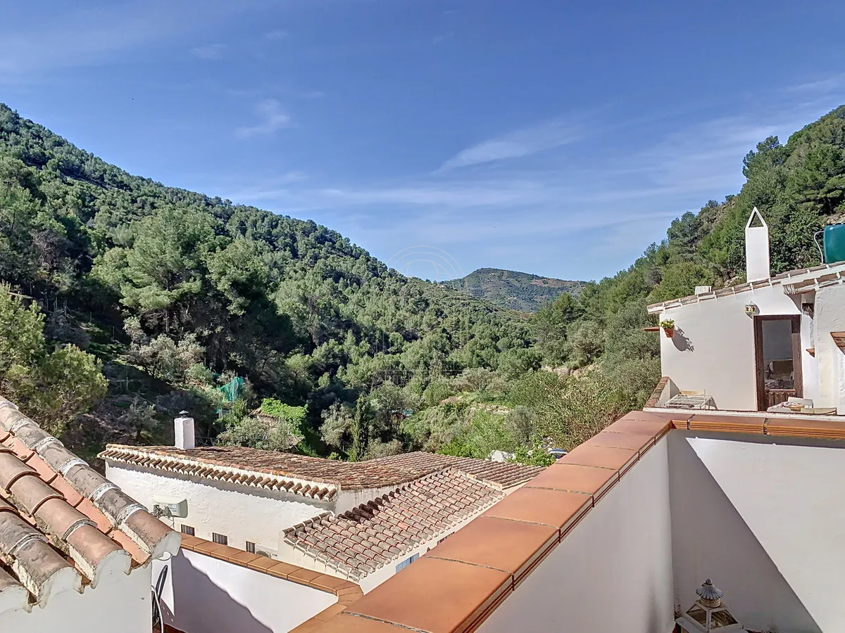 2b223570-536b-4055-b35b-32869611122e