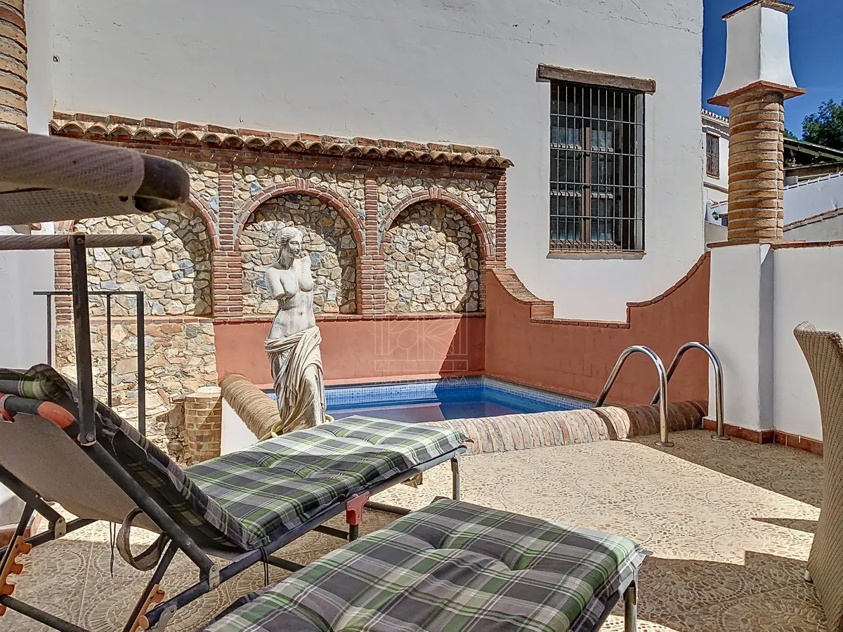 45317aee-3b26-4ca0-aabb-e05b8835259e