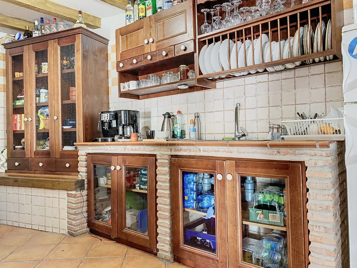 b90449f2-fa9d-46b4-9025-80257aec9648