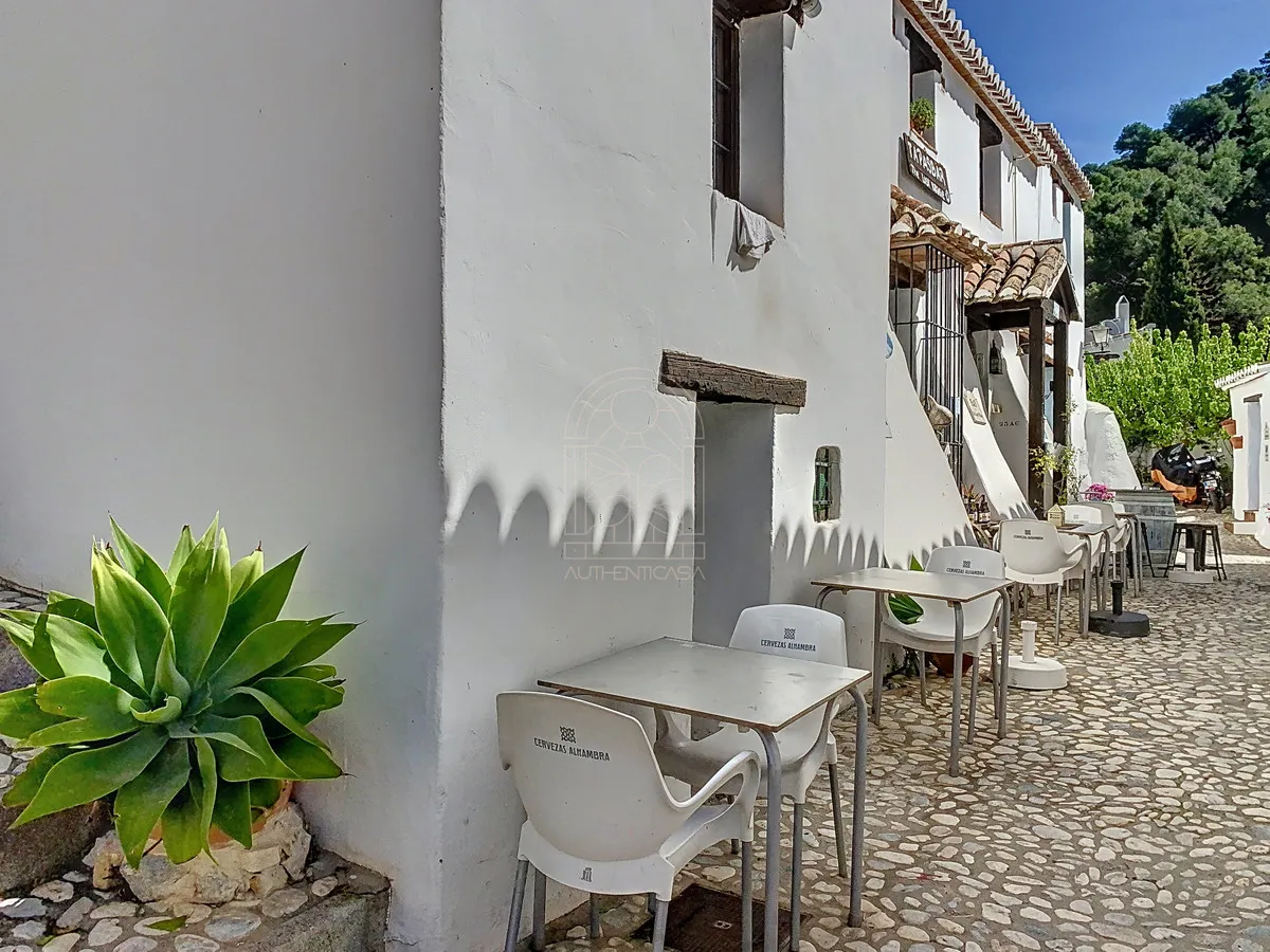 d925f021-3a9a-4dd5-899a-ef510d576b46