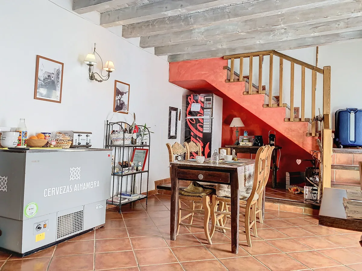 f9ba7337-827c-4b92-bb85-e24d6fc2f984