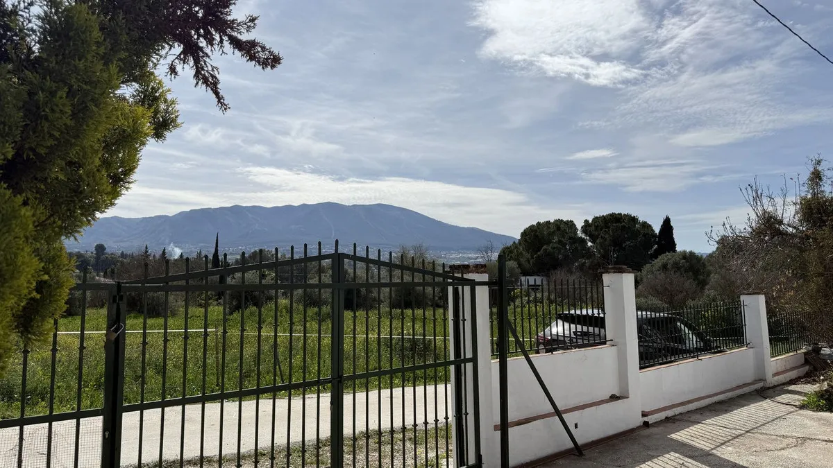 79f16b5b-82df-4683-802f-94e4936b6ff3