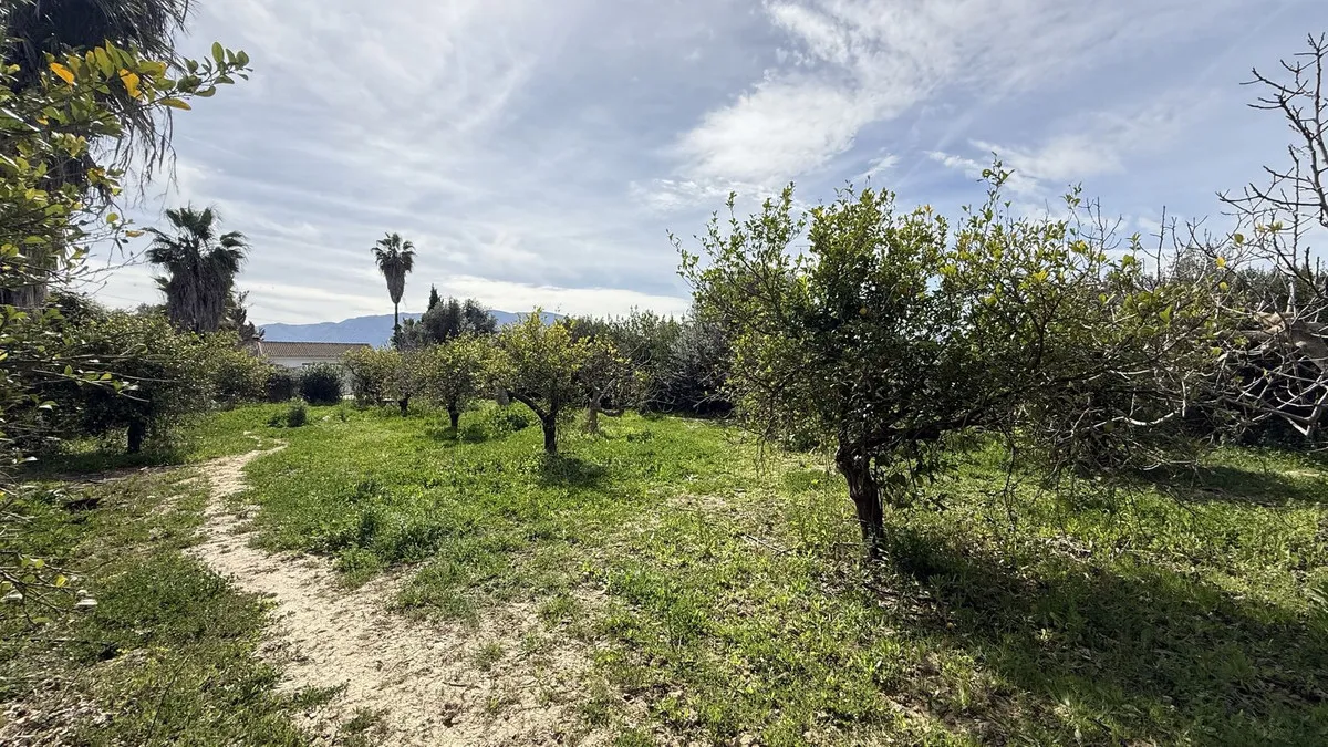 92b11623-f522-466d-a489-587bc4806833