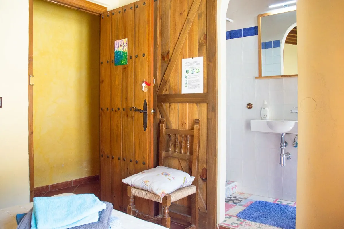 fc1a71ab-81f5-421f-88df-a4bfaf2c3700